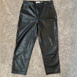 Abercrombie & Fitch The Ankle Straight Ultra High Rise Vegan Leather Pant